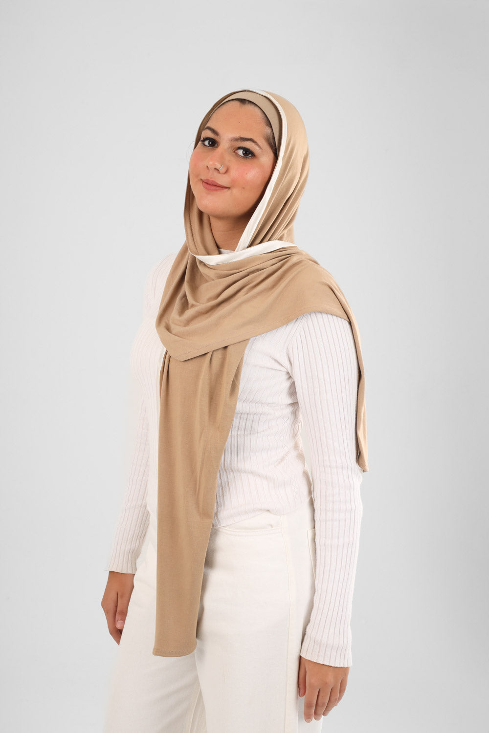 Cap Scarf Cafe and silver