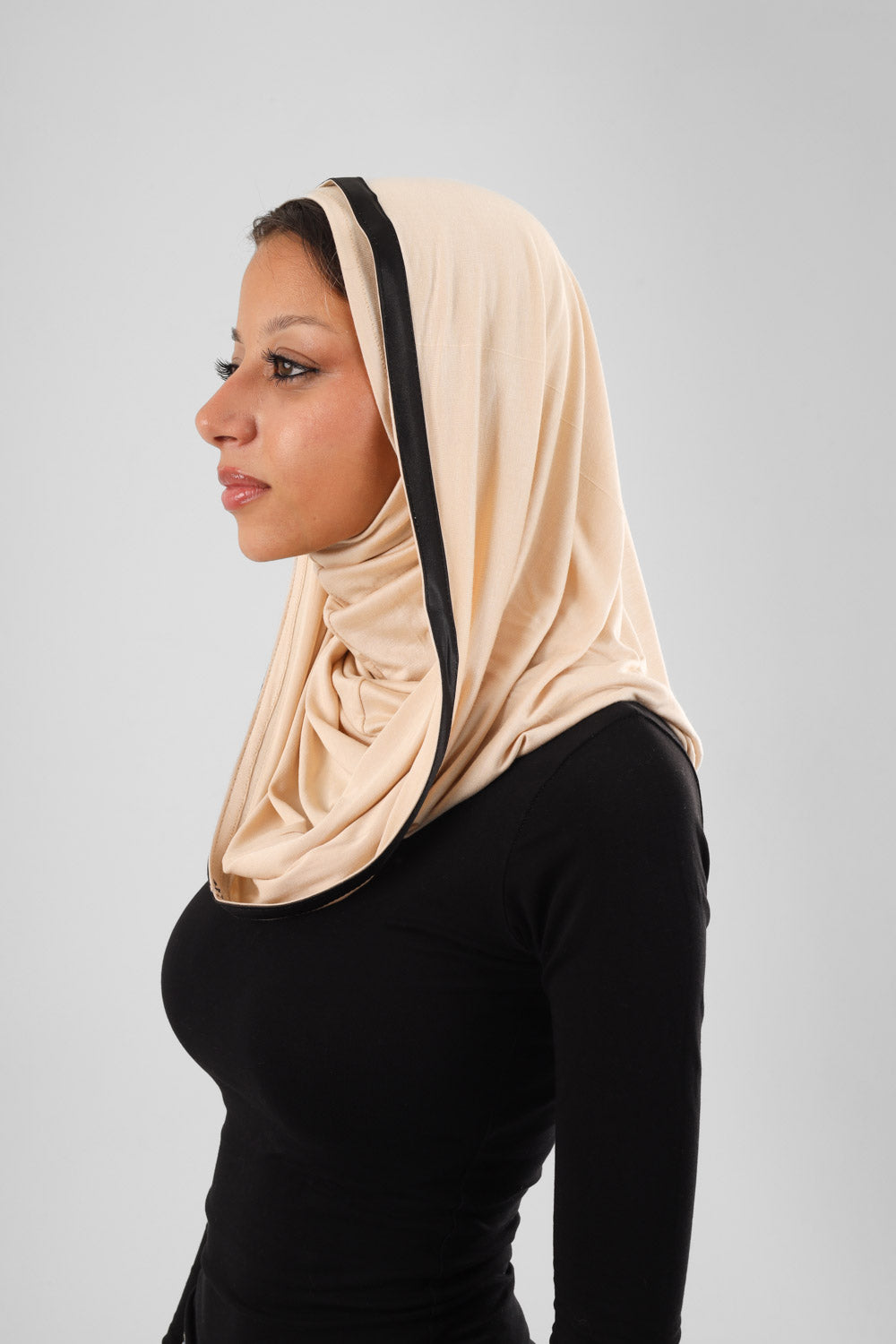 Quick Scarf beige and black